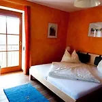 Garni Winzerhof Hoedl 4*