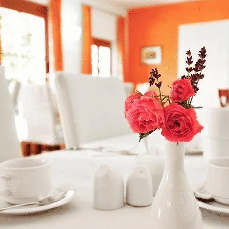 Garni Winzerhof Hoedl بيت ضيافة 4*