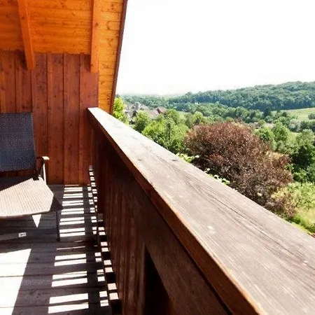Garni Winzerhof Hoedl 4*