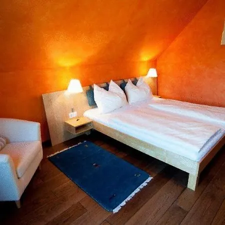 Vendégház Garni Winzerhof Hoedl 4*